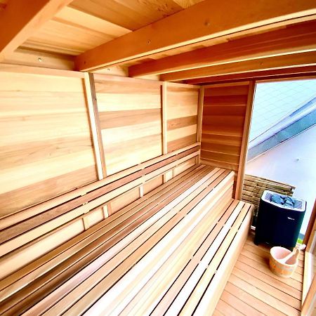 The Square - Vacation Rental With Outdoor Sauna - Centre Of Антверпен Екстериор снимка